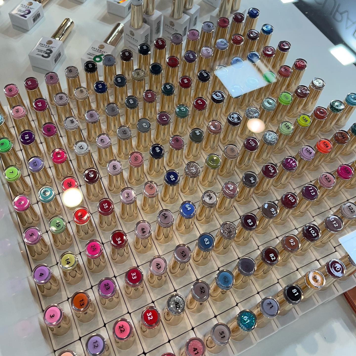 Paleta kolorów Inveray na targach