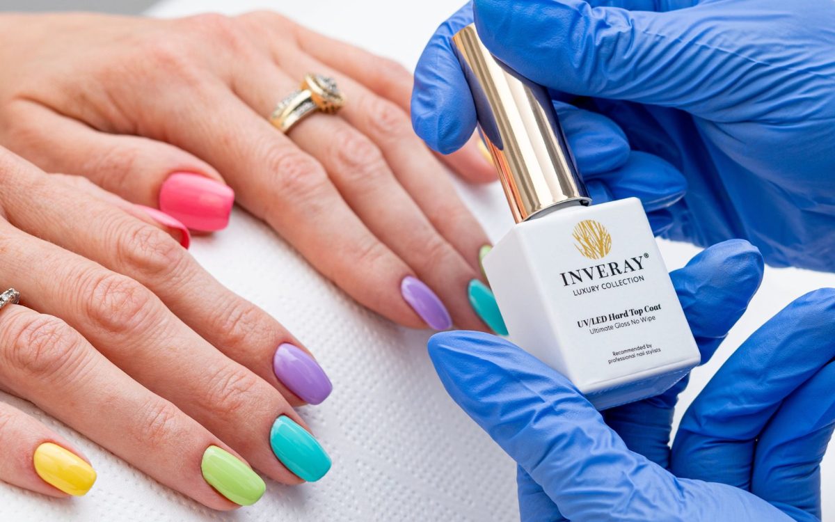 Jak zrobić paznokcie hybrydowe w domu?