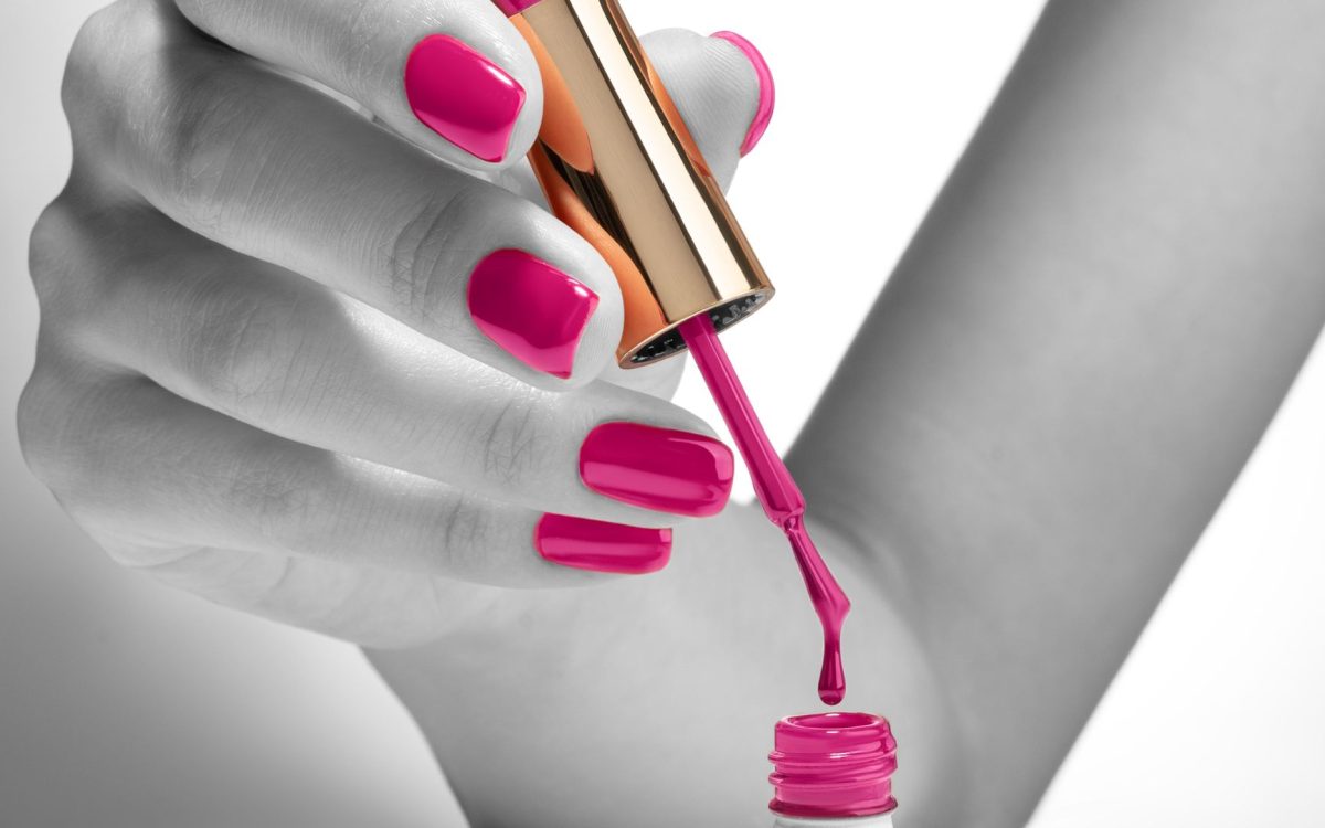 różowe paznokcie, manicure, różowy październik, walka z rakiem