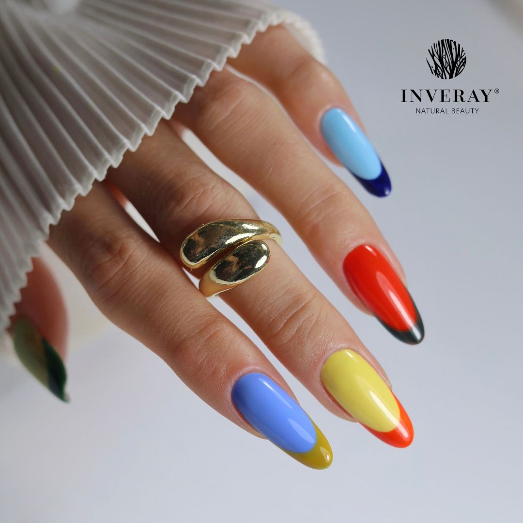 Jesienny kolorowy french manicure