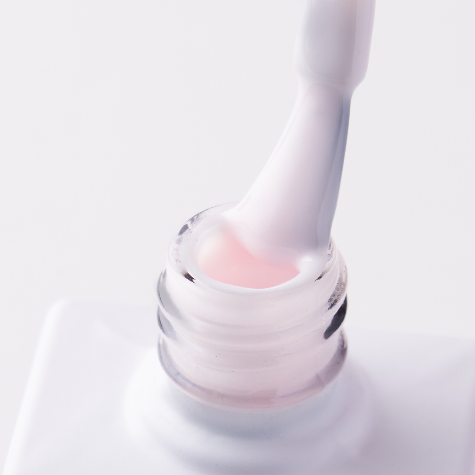 Lakier hybrydowy złamana biel no. 225 · NORTH STAR - Image 2