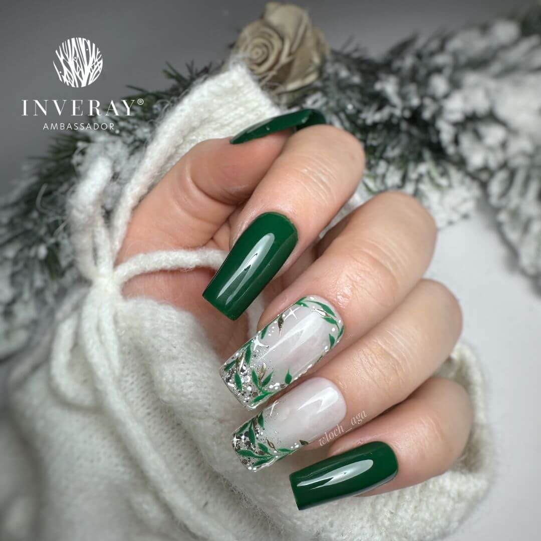 Paznokcie w stylu Emily in Paris - inspiracja jesienna na paznokciach